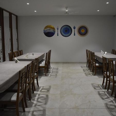Shilpi Hill Resort Saputara Luaran gambar